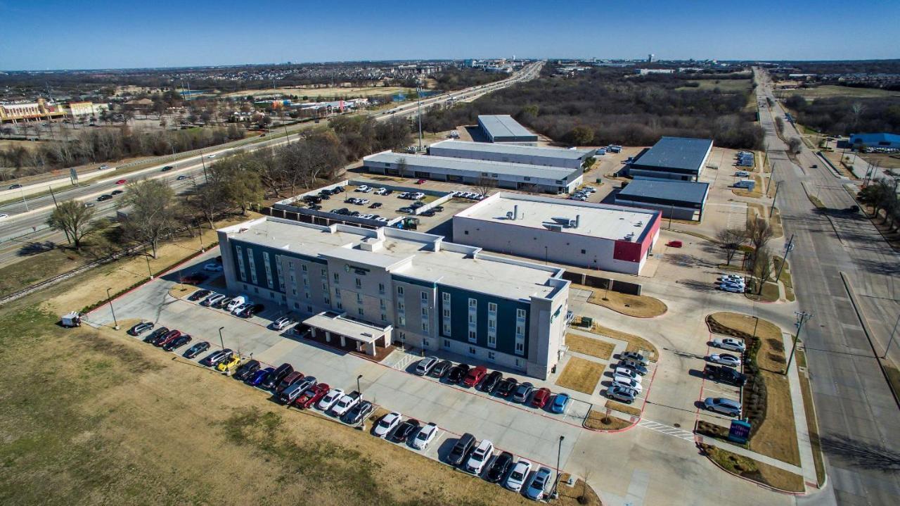 Woodspring Suites Dallas Plano Central Legacy Drive מראה חיצוני תמונה